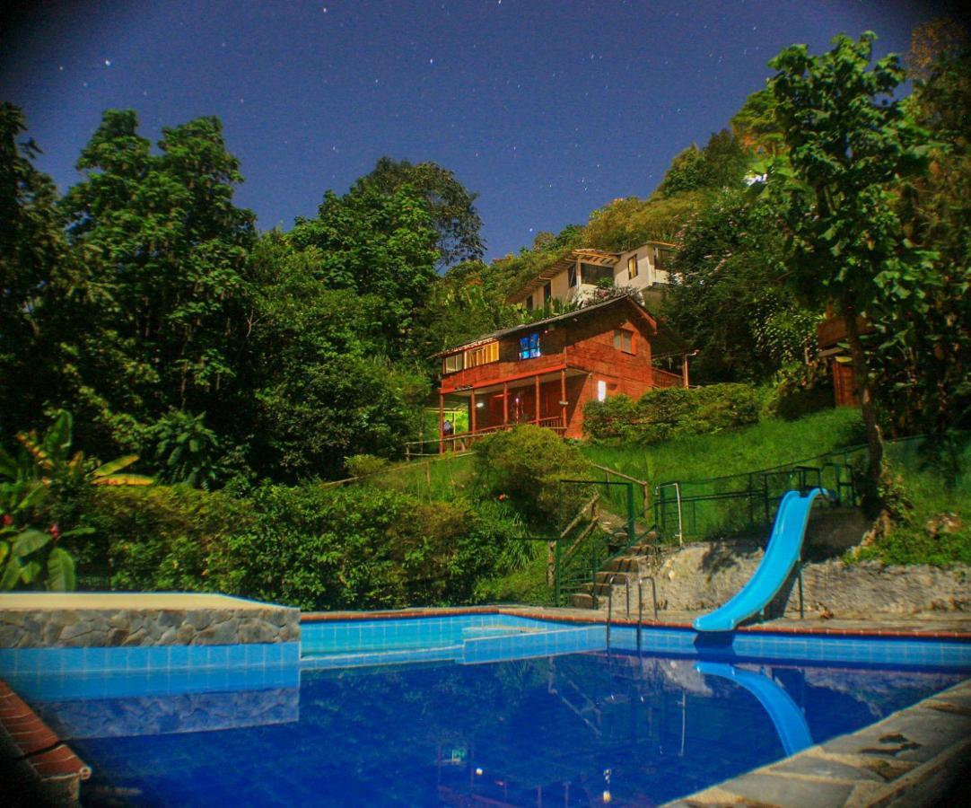 Eco Lodge La Juanita 마니살레스 외부 사진