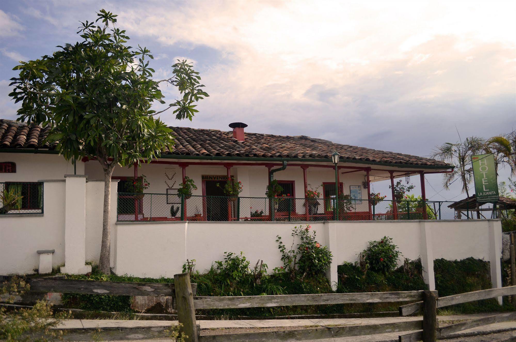 Eco Lodge La Juanita 마니살레스 외부 사진
